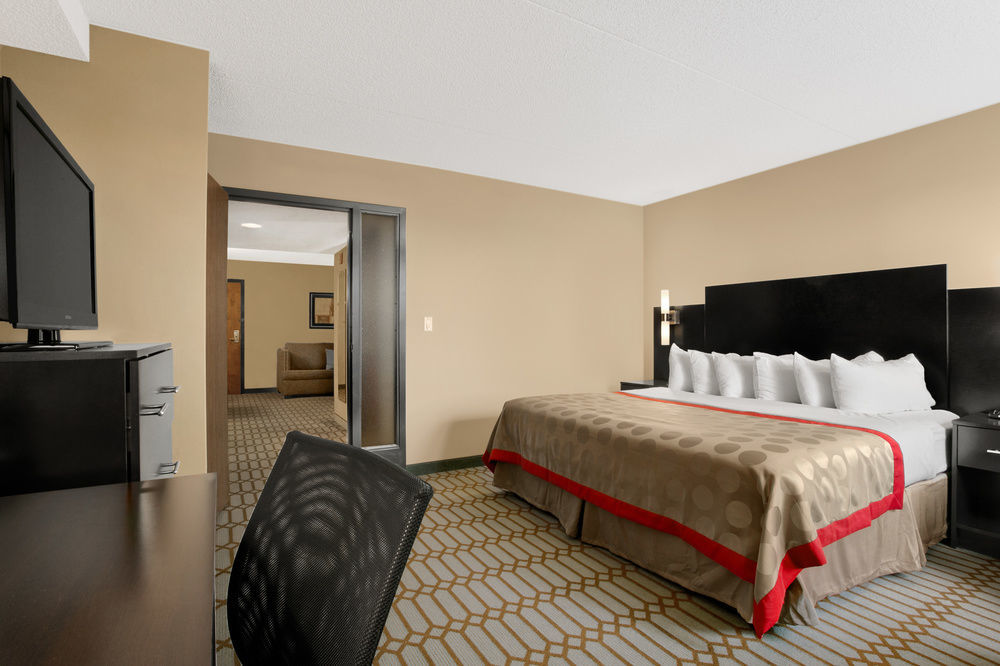 Delta Hotels by Marriott Fargo Exteriör bild