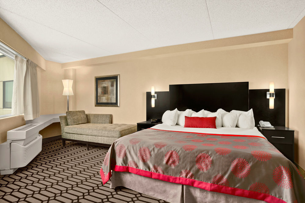 Delta Hotels by Marriott Fargo Exteriör bild